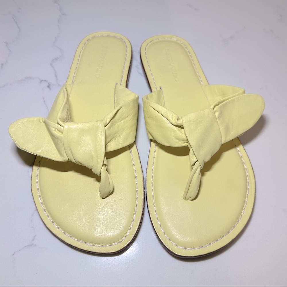Bernardo x Anthropologie - ‘Lillian’ Thong Sandal - Picture 2 of 5
